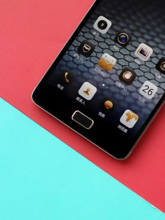 聯(lián)想P1評(píng)測 指紋解鎖超長時(shí)間續(xù)航