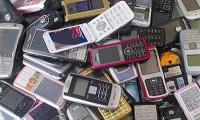 中國每年廢棄大量舊手機 造成極大環(huán)境污染