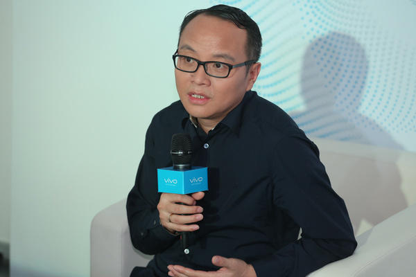 VIVO馮磊：手機(jī)業(yè)沒有紅海 只有紅海的企業(yè)
