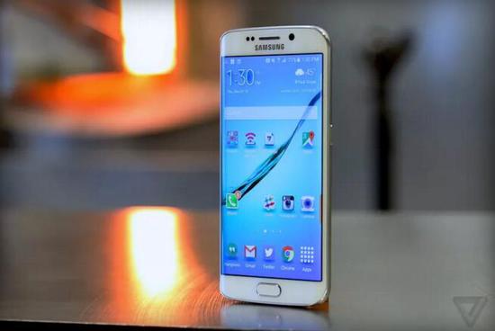 三星Galaxy S7將配置曲面屏+microSD可擴(kuò)展內(nèi)存