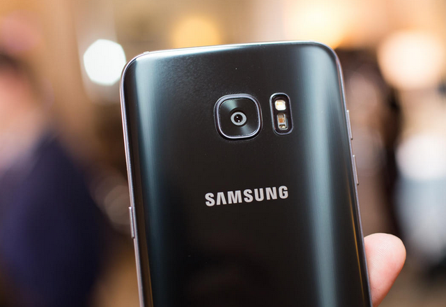 獨(dú)孤求??！三星S7對(duì)焦速度已戰(zhàn)勝最強(qiáng)對(duì)手