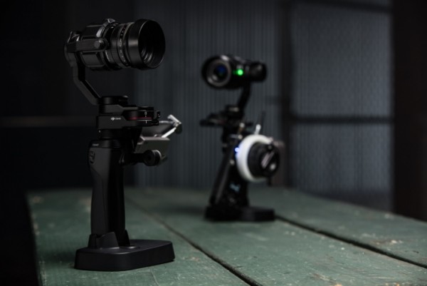 靈眸手持云臺相機新成員:OsmoRAW、OsmoPro