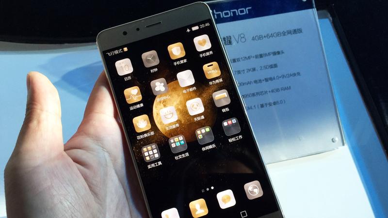 榮耀V8對標(biāo)華為P9，華為雙品牌雙旗艦的野心初現(xiàn)端倪