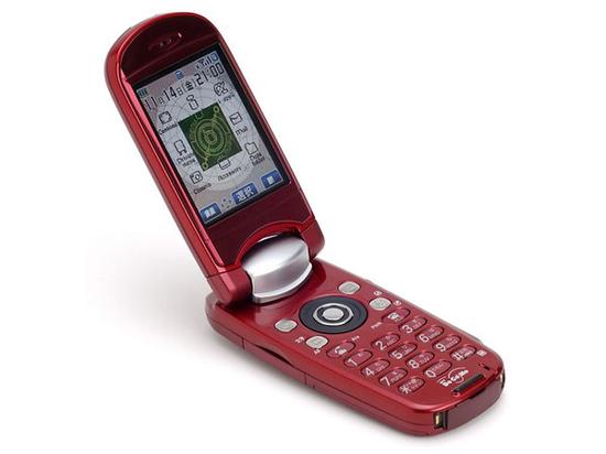 第一臺(tái)自動(dòng)對(duì)焦的手機(jī)：松下P505iS