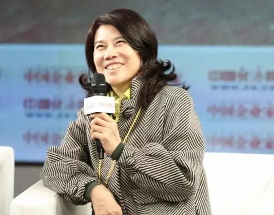 董明珠:格力手機(jī)二代已有35萬訂單 目標(biāo)是每天賣10萬臺