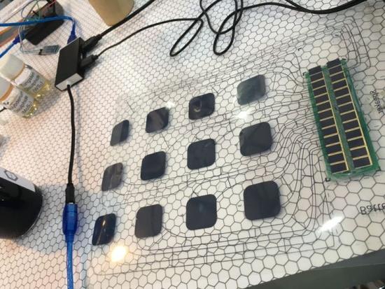 下一代石墨烯電池:手機(jī)五分鐘充滿(mǎn)電量