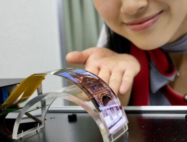 蘋果采用OLED屏幾成定局 國內(nèi)產(chǎn)業(yè)鏈&ldquo;輸在起跑線&rdquo;？