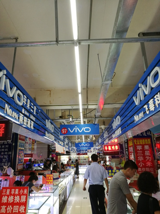 OPPO和VIVO的&ldquo;人民戰(zhàn)爭&rdquo;