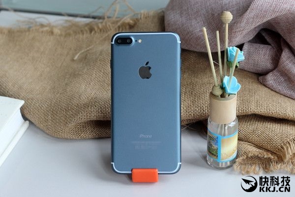 蘋(píng)果偷笑:居然這么多人等著買(mǎi)iPhone 7