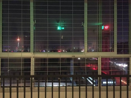 揭秘生產(chǎn)iPhone7背后的秘密:為多加班把女孩介紹給上司