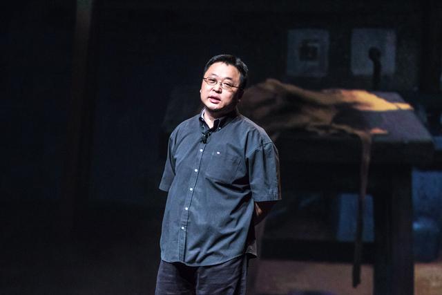 錘子科技一年半虧掉6億 羅永浩的情懷如何敗給現(xiàn)實？