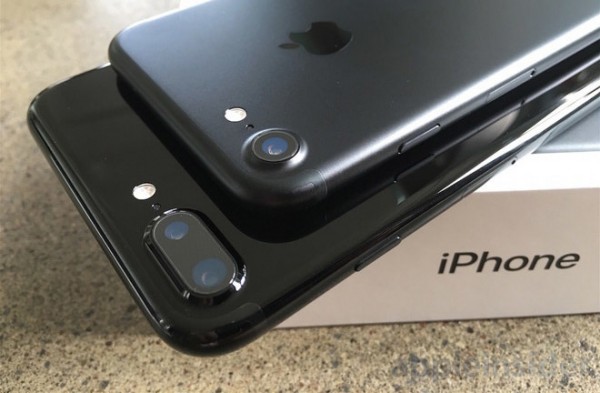 蘋果拿走了智能手機(jī)行業(yè)103%的利潤，其它廠商都賠錢