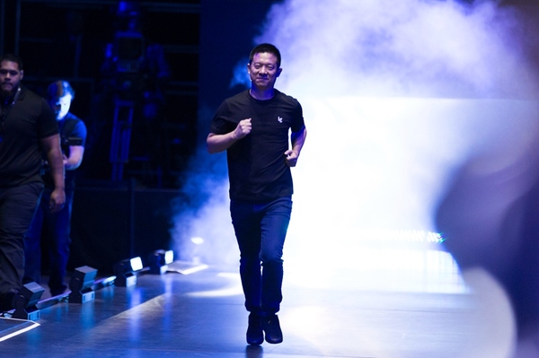 樂視業(yè)務(wù)&ldquo;急剎車&rdquo;賈躍亭能否扭轉(zhuǎn)資金鏈緊缺危機