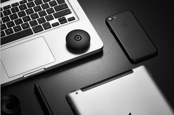 愛(ài)奇藝電視果3震撼來(lái)襲，BEJ48助力發(fā)布現(xiàn)場(chǎng)