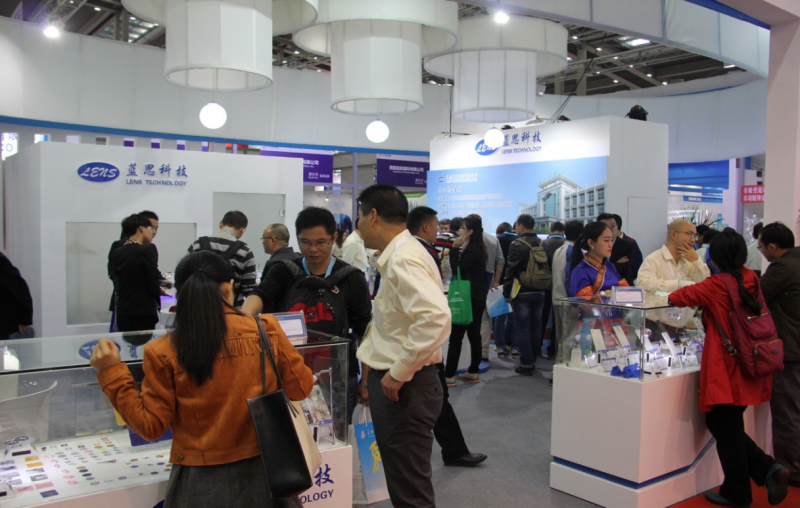 藍(lán)思科技深圳全觸展上顯露&ldquo;全能身手&rdquo;