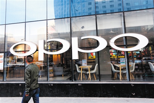 手機(jī)陣地戰(zhàn):“陸軍”OPPO和vivo“反攻”線上市場