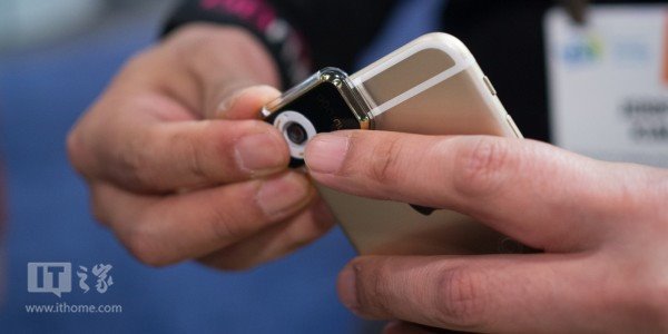 世界最小智能手機(jī)顯微鏡亮相CES2017：適配蘋果iPhone