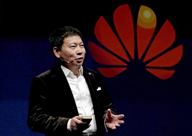 余承東：2017年華為的中心就是要猛賺錢