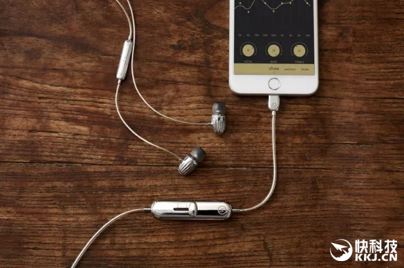 iPhone 8要用USB-C？蘋(píng)果用新接口給出答案