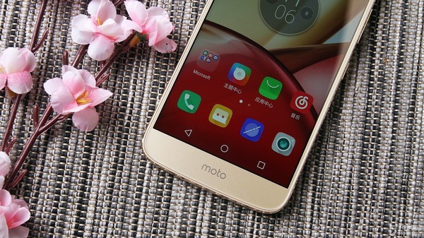 聯(lián)想Moto M全球銷量超300萬臺(tái):中國區(qū)貢獻(xiàn)不小