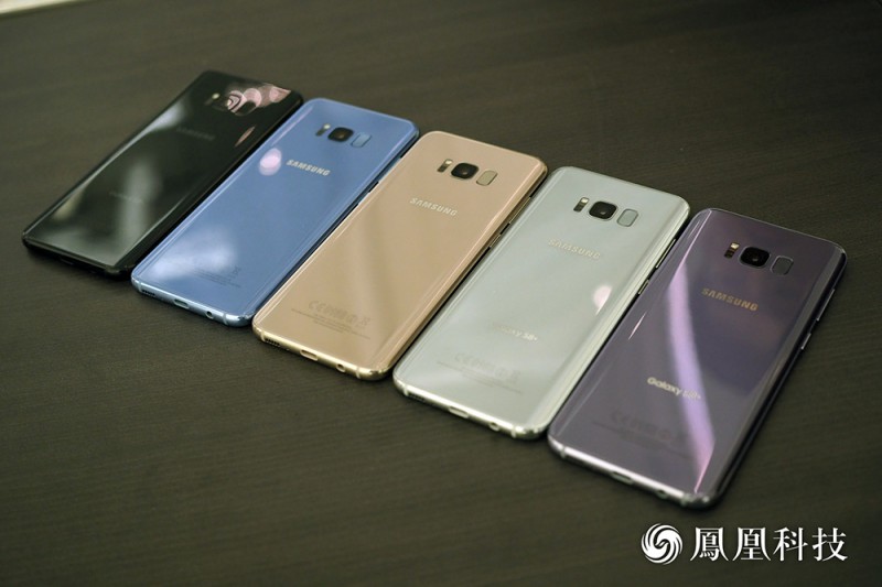 三星S8上手體驗:雙曲面+全面屏 驚艷“辣”眼睛