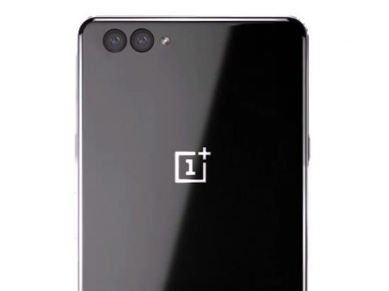 一加5曝兩種外觀渲染：8G內(nèi)存+雙攝方案