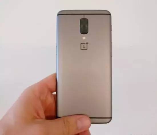 一加新機(jī)海外命名公布 攝像頭大有文章