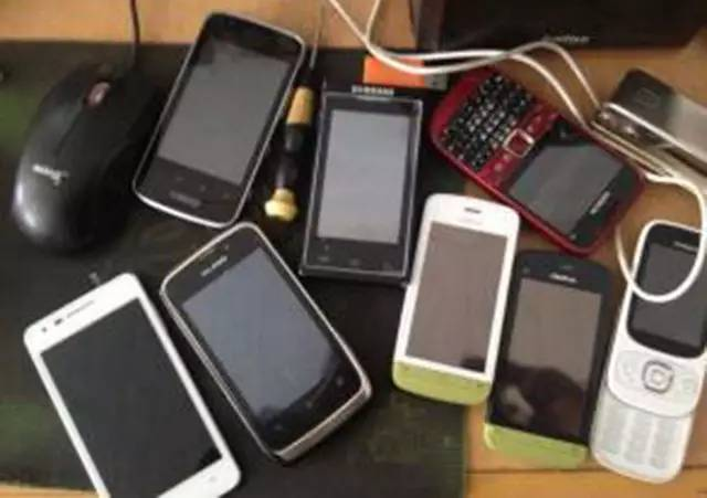 山寨完iPad，朝鮮又推出一款5年前的手機(jī)：4700元