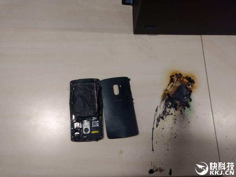 一部國產(chǎn)手機(jī)在印度爆炸：老外嚇壞