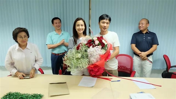 金立手機(jī)正式進(jìn)入泰國(guó):清新脫俗女神代言