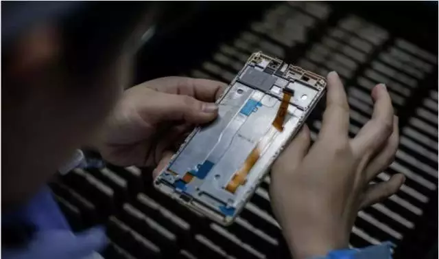 印度制造潰不成軍 中國手機品牌占領印度大部分市場