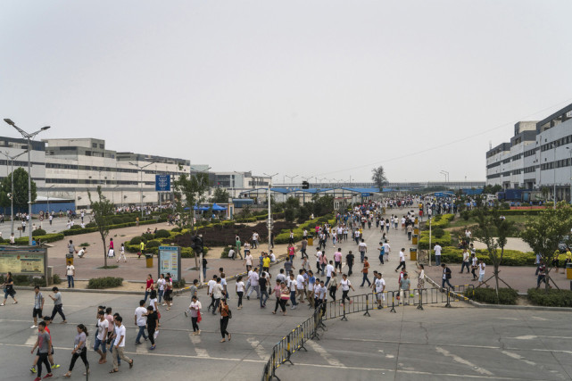 揭秘鄭州蘋(píng)果城：全球一半iPhone產(chǎn)自這