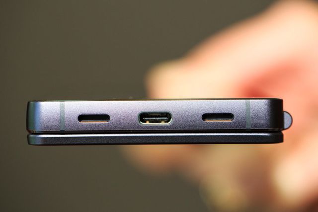 中興AXON M發(fā)布：雙屏驚艷，打開秒變6.75寸大屏