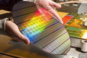 明年不僅內(nèi)存要接著漲 處理器也要漲了！