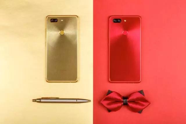 金立連發(fā)8款全面屏手機(jī) 重慶投資總額將達(dá)50億