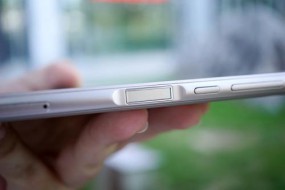 在無能為力中盡力而為 側(cè)面指紋2018年翻盤機會在哪兒？