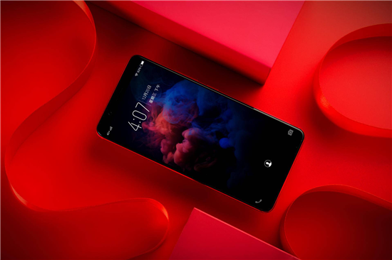 vivo X20Plus UD新版被曝光：首發(fā)屏幕指紋或防水沒(méi)跑了