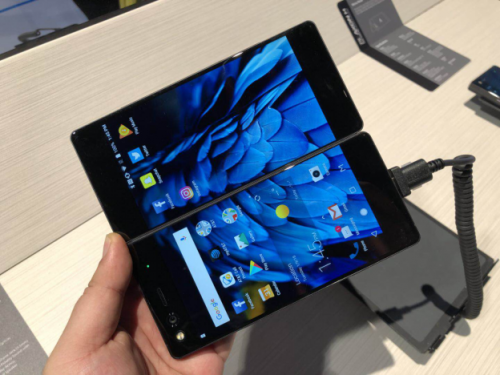 雙屏手機+5G技術(shù) CES2018中興通訊以創(chuàng)新奪眼球