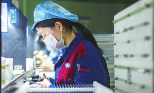 用心趕訂單，藍思科技&ldquo;春招&rdquo;逾萬人