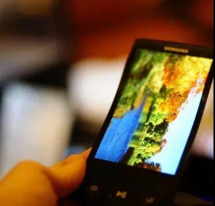 OLED面板提振可撓式觸控面板市場規(guī)模 2022 年估跳增 2 倍