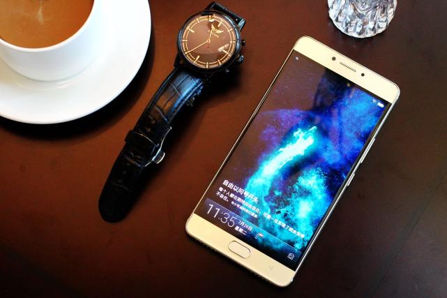 金立稱經(jīng)營班子對重組充滿信心 裁員是自救措施之一