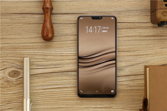 vivo出大招了，1598元的Y85竟有如此劉海工藝