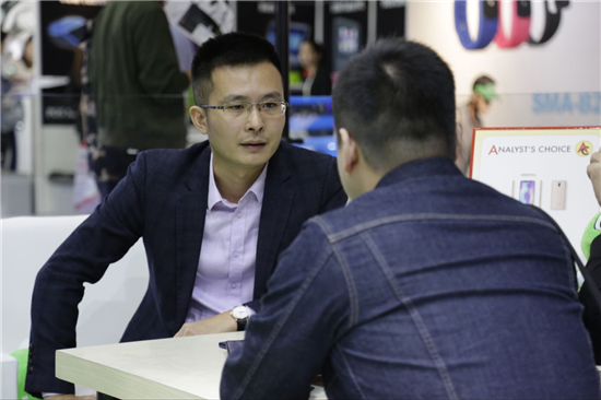 領(lǐng)歌新零售引爆香港環(huán)球資源展