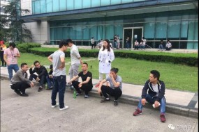 世界面板龍頭企業(yè)友達(dá)光電關(guān)閉大陸工廠！上海松江廠區(qū)員工面臨失業(yè)