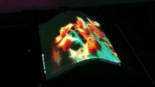 柔宇又上CCTV 與照搬日韓廠商相比 柔宇產(chǎn)線良率更高 成本更低