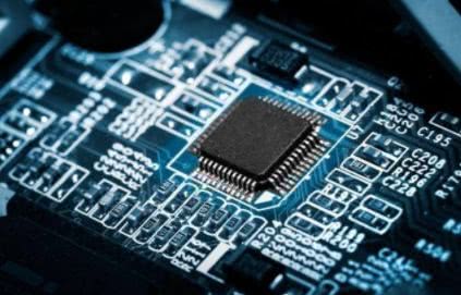 中國掀起芯片熱 明年將成全球最大半導(dǎo)體裝備市場