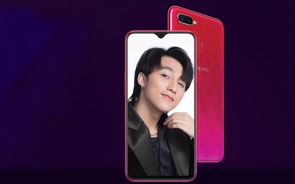 水滴屏設(shè)計(jì) OPPO F9亮相:售價(jià)約2350元