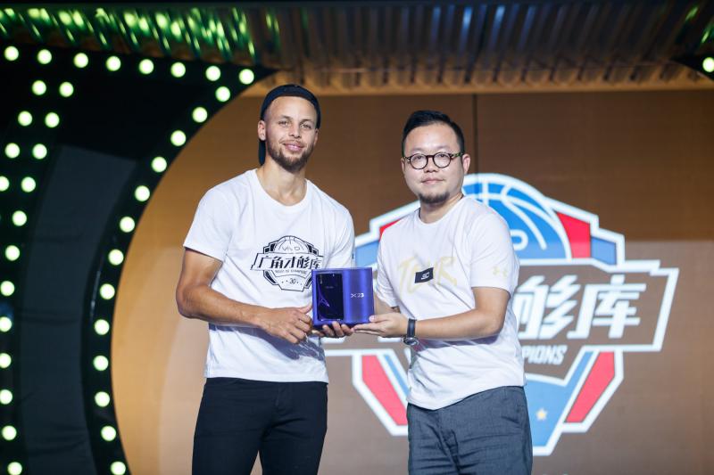 庫(kù)里冠軍之夜落地武漢 與vivo X23共掀籃球熱潮