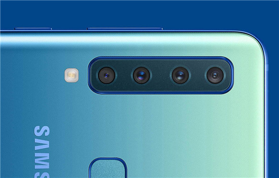 全球首款四攝像頭手機三星Galaxy A9發(fā)布