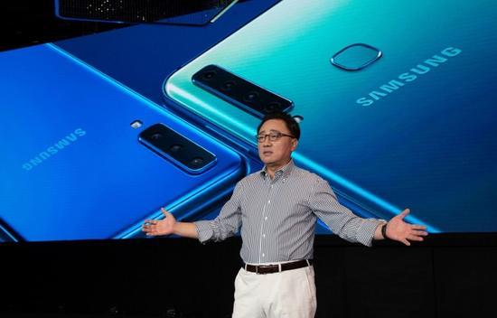 迷失與被圍剿:三星手機降價聲中的頹勢